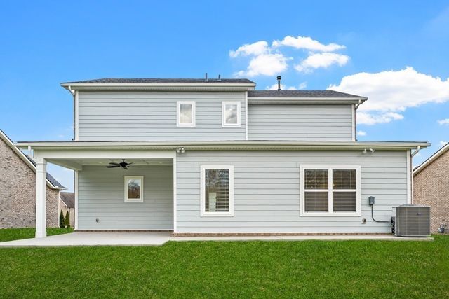 816 Hillock Trace, Lebanon, TN 37087