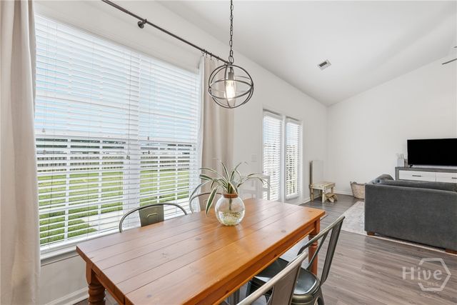 7 Bay Willow Court, Savannah, GA 31407