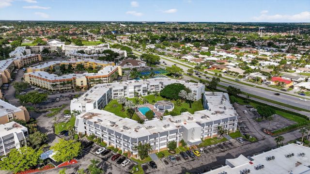 6650 Royal Palm Boulevard 203c, Margate, FL 33063