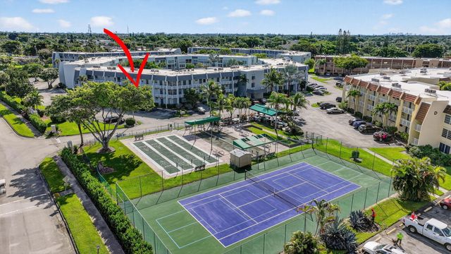 6650 Royal Palm Boulevard 203c, Margate, FL 33063