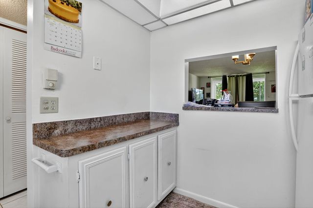 6650 Royal Palm Boulevard 203c, Margate, FL 33063