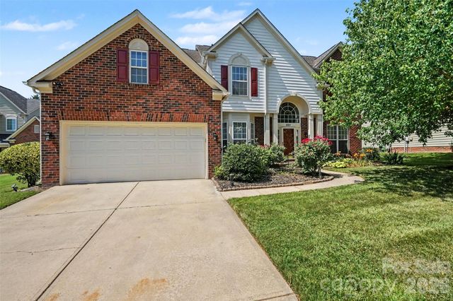 8021 Pelorus Lane, Charlotte, NC 28269