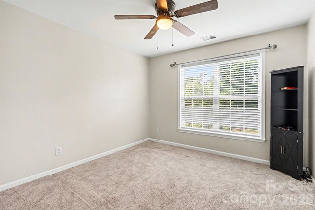 8021 Pelorus Lane, Charlotte, NC 28269