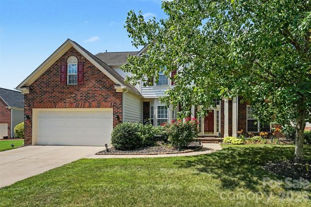 8021 Pelorus Lane, Charlotte, NC 28269