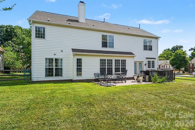 8021 Pelorus Lane, Charlotte, NC 28269