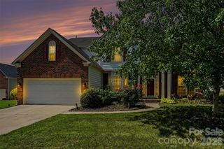 8021 Pelorus Lane, Charlotte, NC 28269