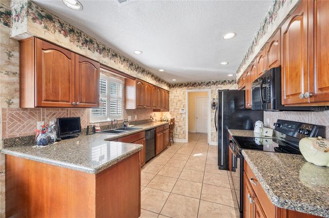 3535 SADDLEBROOK WAY, Lakeland, FL 33810