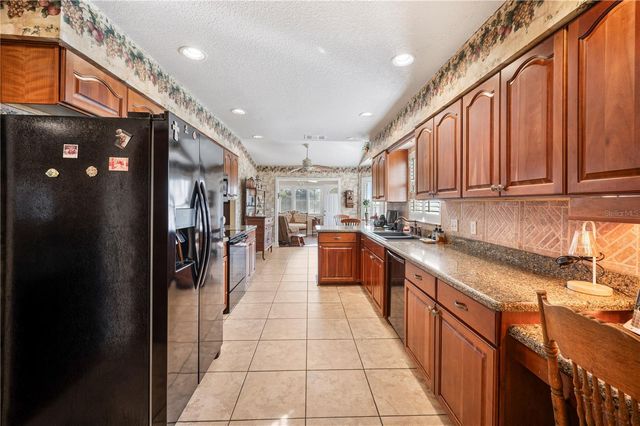 3535 SADDLEBROOK WAY, Lakeland, FL 33810