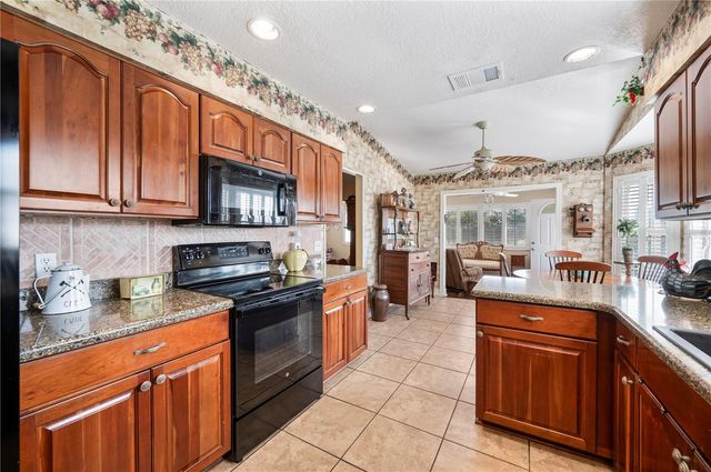 3535 SADDLEBROOK WAY, Lakeland, FL 33810