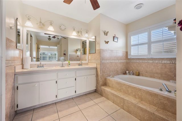 3535 SADDLEBROOK WAY, Lakeland, FL 33810