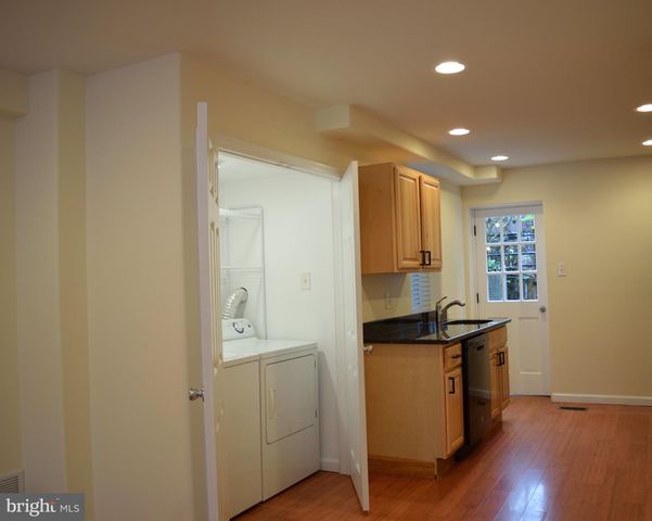 2132 SIGEL ST, Philadelphia, PA 19145