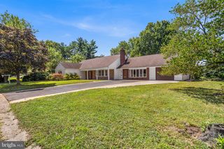 74 COUNTRY CLUB RD, Willingboro, NJ 08046
