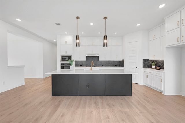3279 Jersey Drive, Midlothian, TX 76065