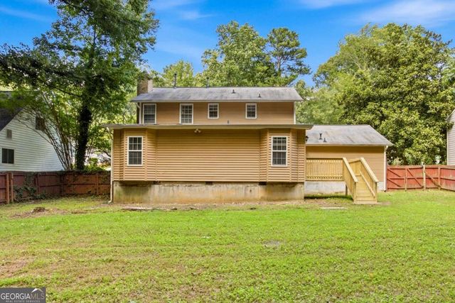 260 Barrington Drive E, Roswell, GA 30076