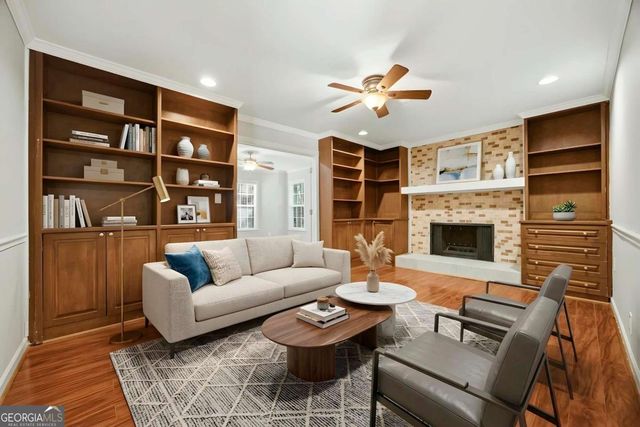 260 Barrington Drive E, Roswell, GA 30076