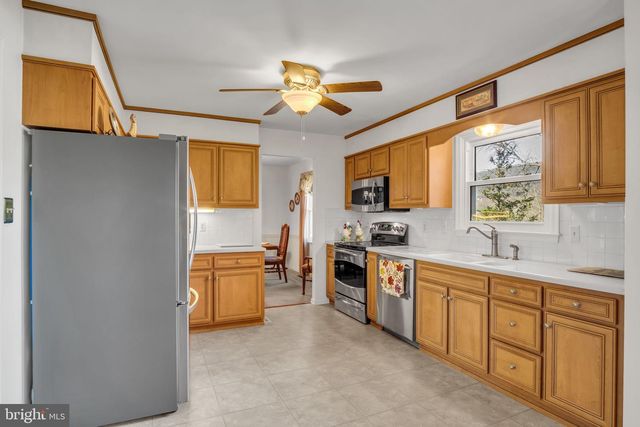 4098 W TILDEN RD, Harrisburg, PA 17112