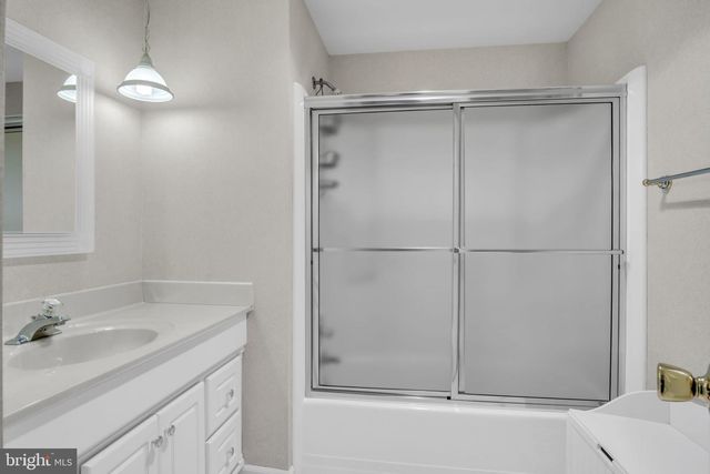 4098 W TILDEN RD, Harrisburg, PA 17112