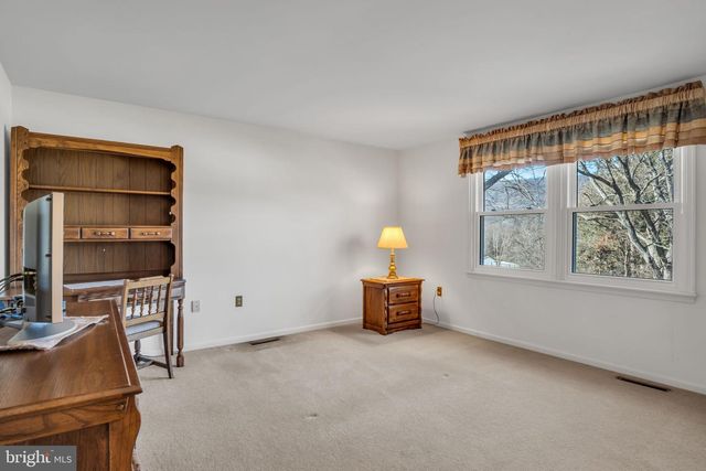 4098 W TILDEN RD, Harrisburg, PA 17112