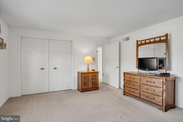 4098 W TILDEN RD, Harrisburg, PA 17112