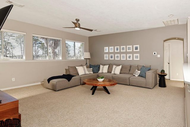 3 Pirouette, The Woodlands, TX 77382