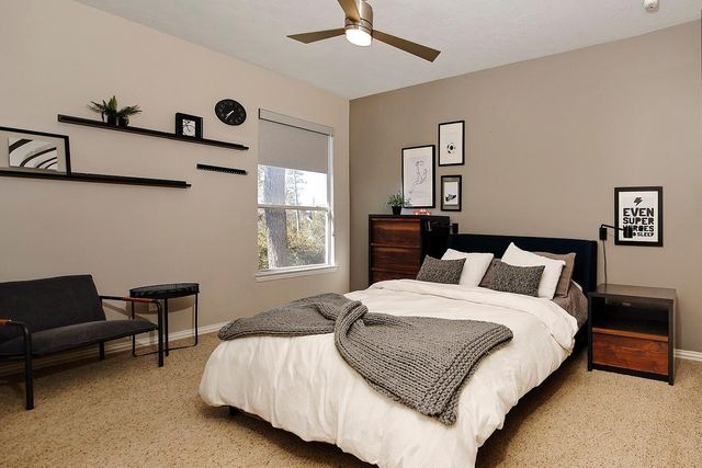 3 Pirouette, The Woodlands, TX 77382