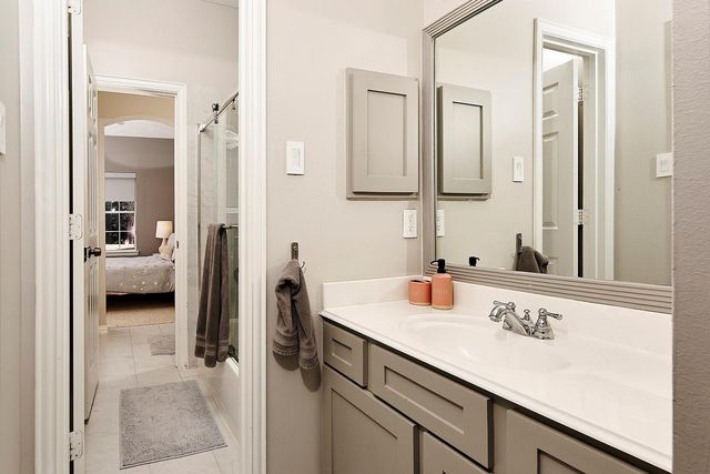 3 Pirouette, The Woodlands, TX 77382