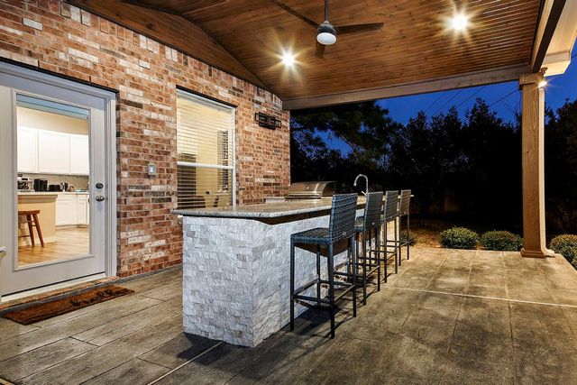 3 Pirouette, The Woodlands, TX 77382