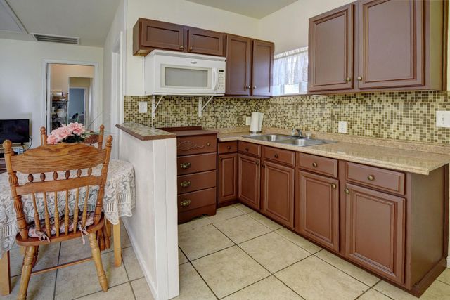 226 Maldonado TRL, Del Valle, TX 78617