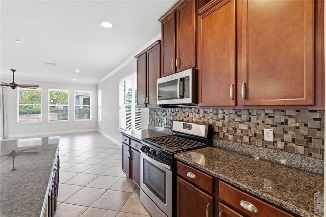 5821 JASPER GLEN DRIVE, Lithia, FL 33547