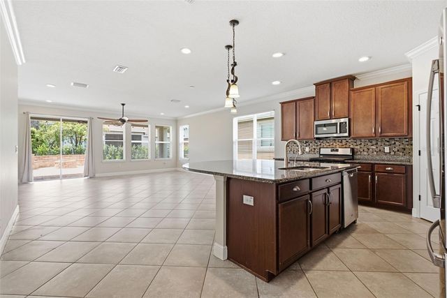 5821 JASPER GLEN DRIVE, Lithia, FL 33547