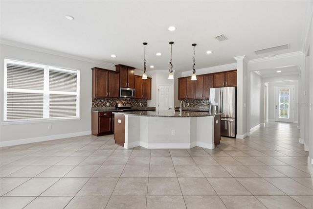 5821 JASPER GLEN DRIVE, Lithia, FL 33547