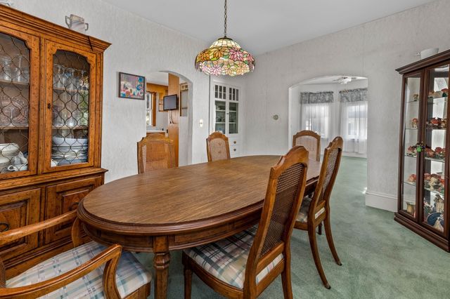 17 Tudor Terrace, Newton, MA 02466