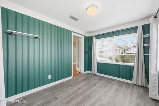 2954 IROQUOIS Avenue, Jacksonville, FL 32210