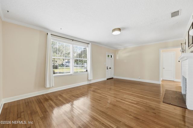 2954 IROQUOIS Avenue, Jacksonville, FL 32210