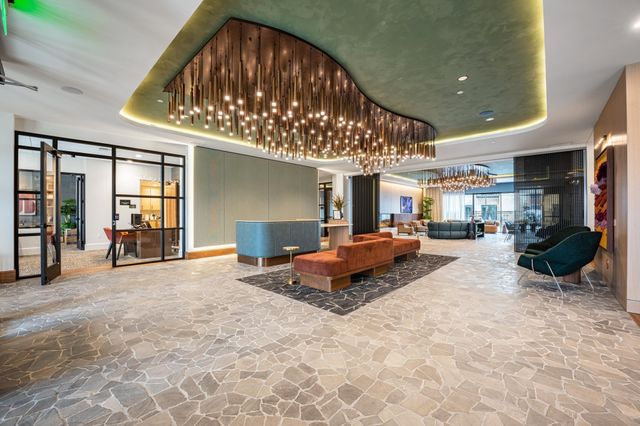 640 Wisconsin Avenue N 309, Golden Valley, MN 55427