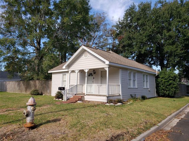 712 E Lobit Street, Baytown, TX 77520
