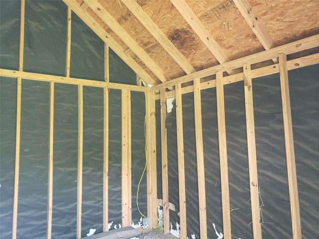 712 E Lobit Street, Baytown, TX 77520