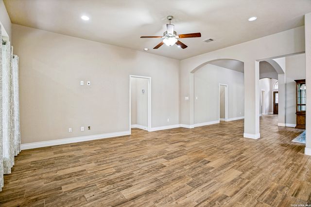 142 CIMARRON CRK, Boerne, TX 78006