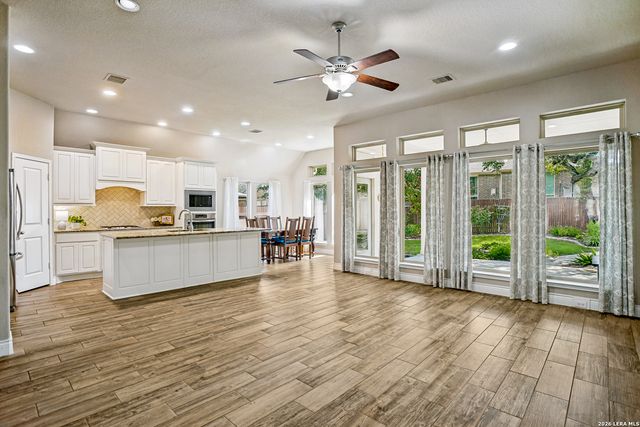 142 CIMARRON CRK, Boerne, TX 78006