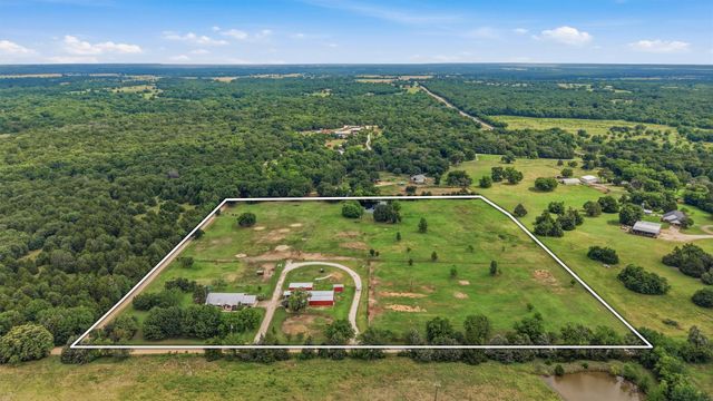 905 Crawford Road, Sadler, TX 76264