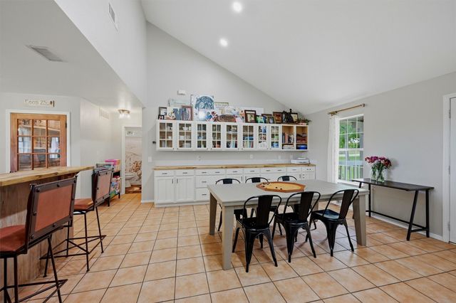 905 Crawford Road, Sadler, TX 76264