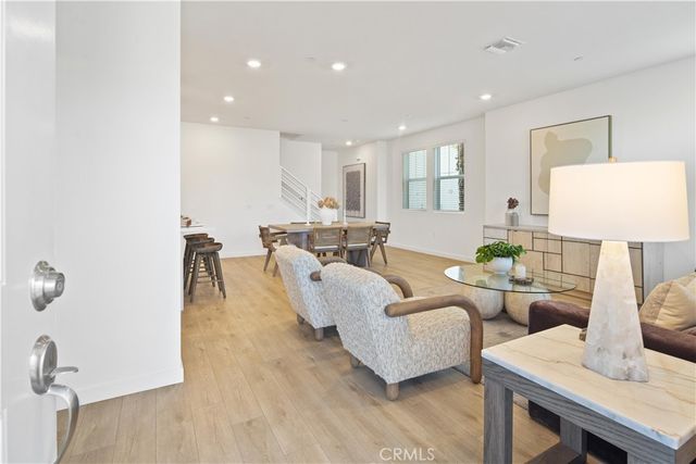 2352 Channel Drive 101, Ventura, CA 93003
