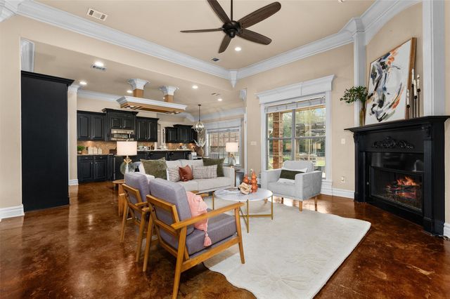 363 Leigh Lane, Stonewall, LA 71078