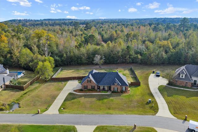 363 Leigh Lane, Stonewall, LA 71078