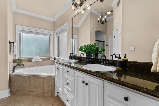 363 Leigh Lane, Stonewall, LA 71078