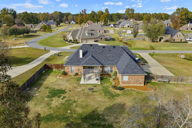 363 Leigh Lane, Stonewall, LA 71078