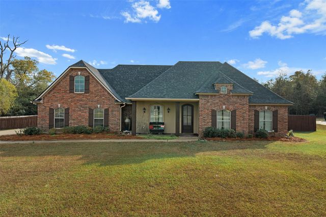 363 Leigh Lane, Stonewall, LA 71078