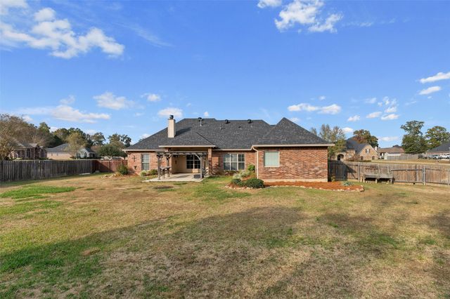 363 Leigh Lane, Stonewall, LA 71078