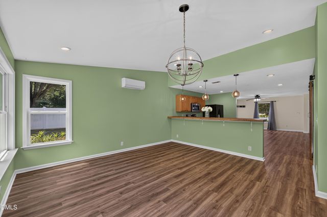 38 Silverstone Drive, Pittsboro, NC 27312