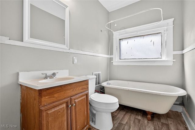 11510 Durant Avenue, Cleveland, OH 44108